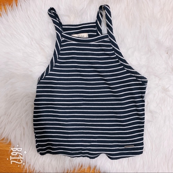 Hollister Crop Top - Picture 1 of 2